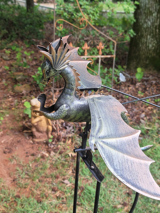 Kai Flying Dragon Garden Stake, Articulated Wind Driven Metal Rocking Decoration