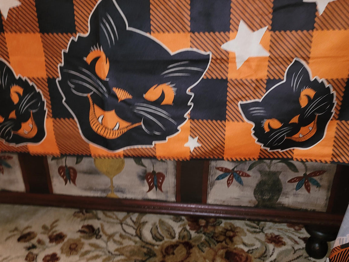 Vintage Halloween Style Black Cat Retro Table Cloth