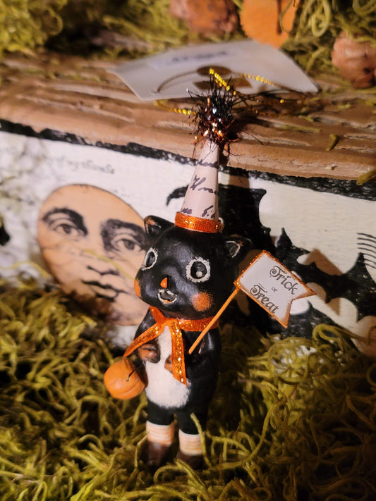 Vintage Halloween Style Bethany Lowe  Black Cat witch with Pumpkin Trick or Treat Flag Ornament