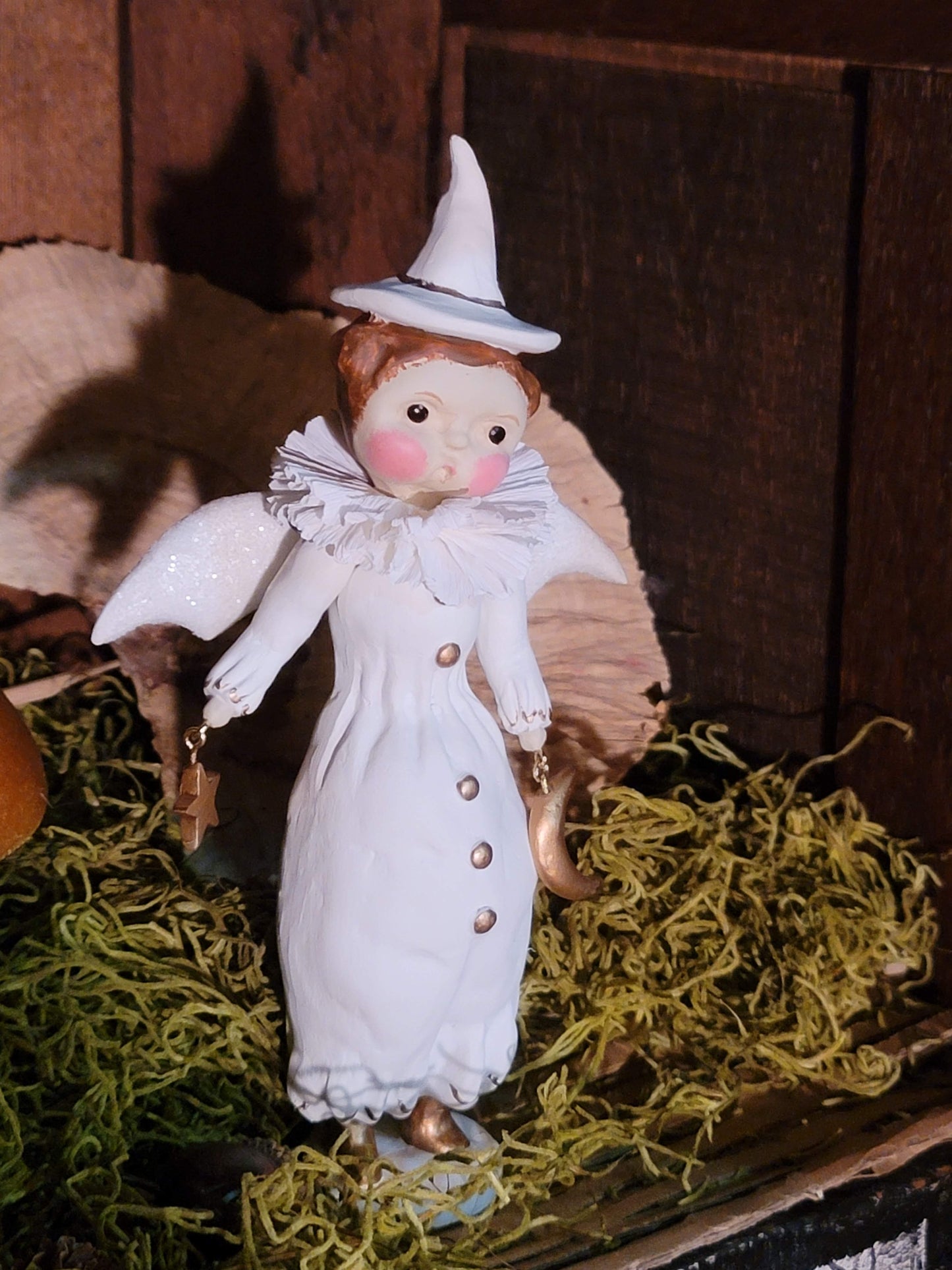 Vintage Halloween Folk Art Style Dee Harvey Miss Behavin Witch Figurine