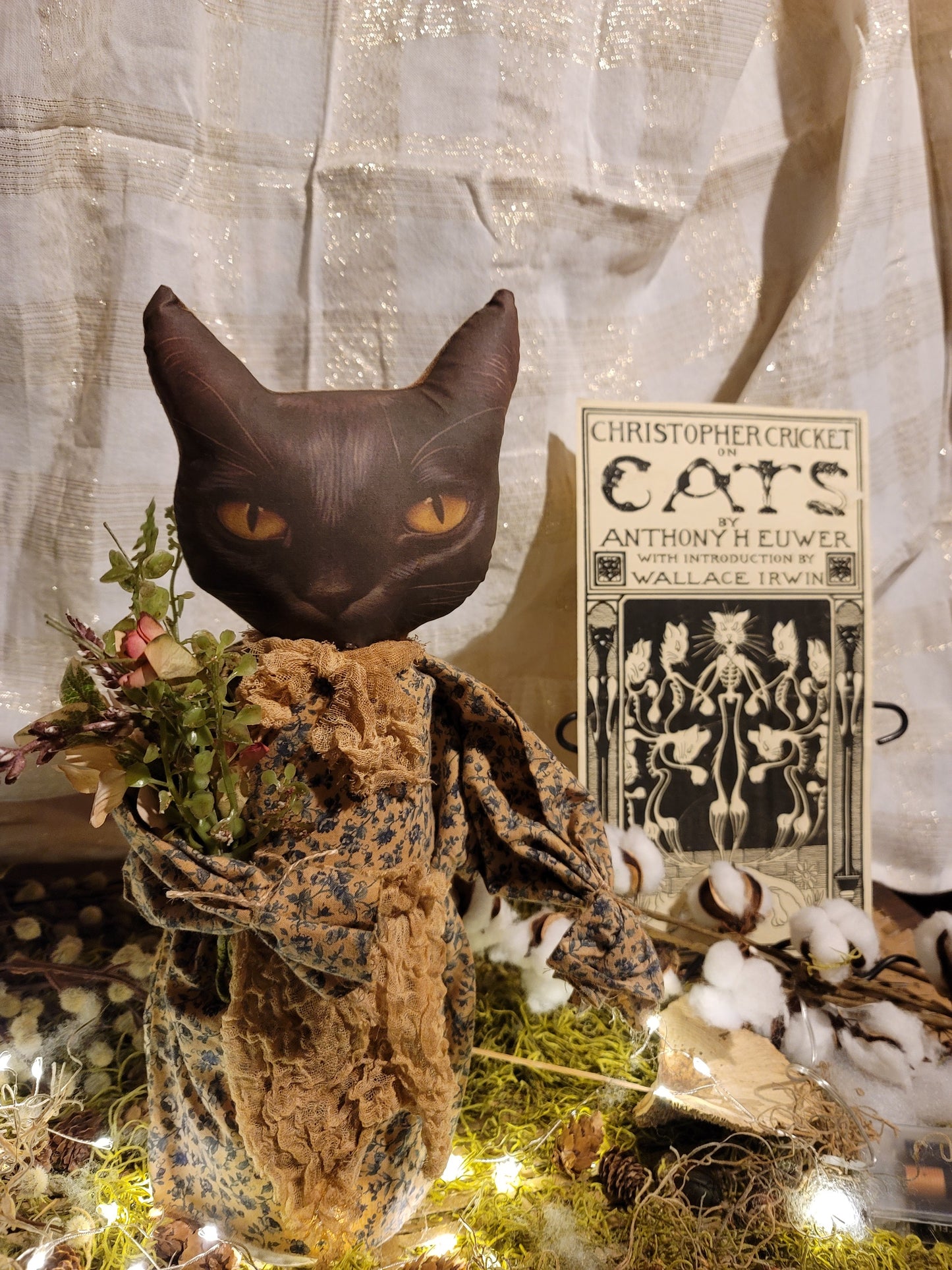 Primitive Style Stuffed Black Cat Figurine with Dried Flowers Muslin Apron