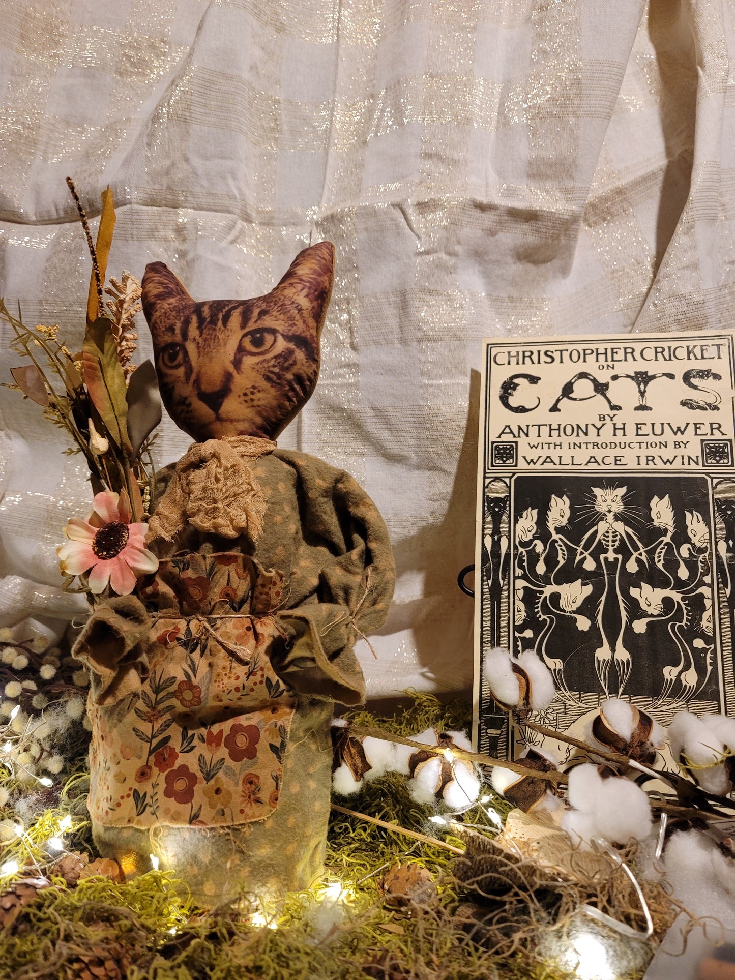 Primitive Style Stuffed Tiger Cat with Flower Figurine