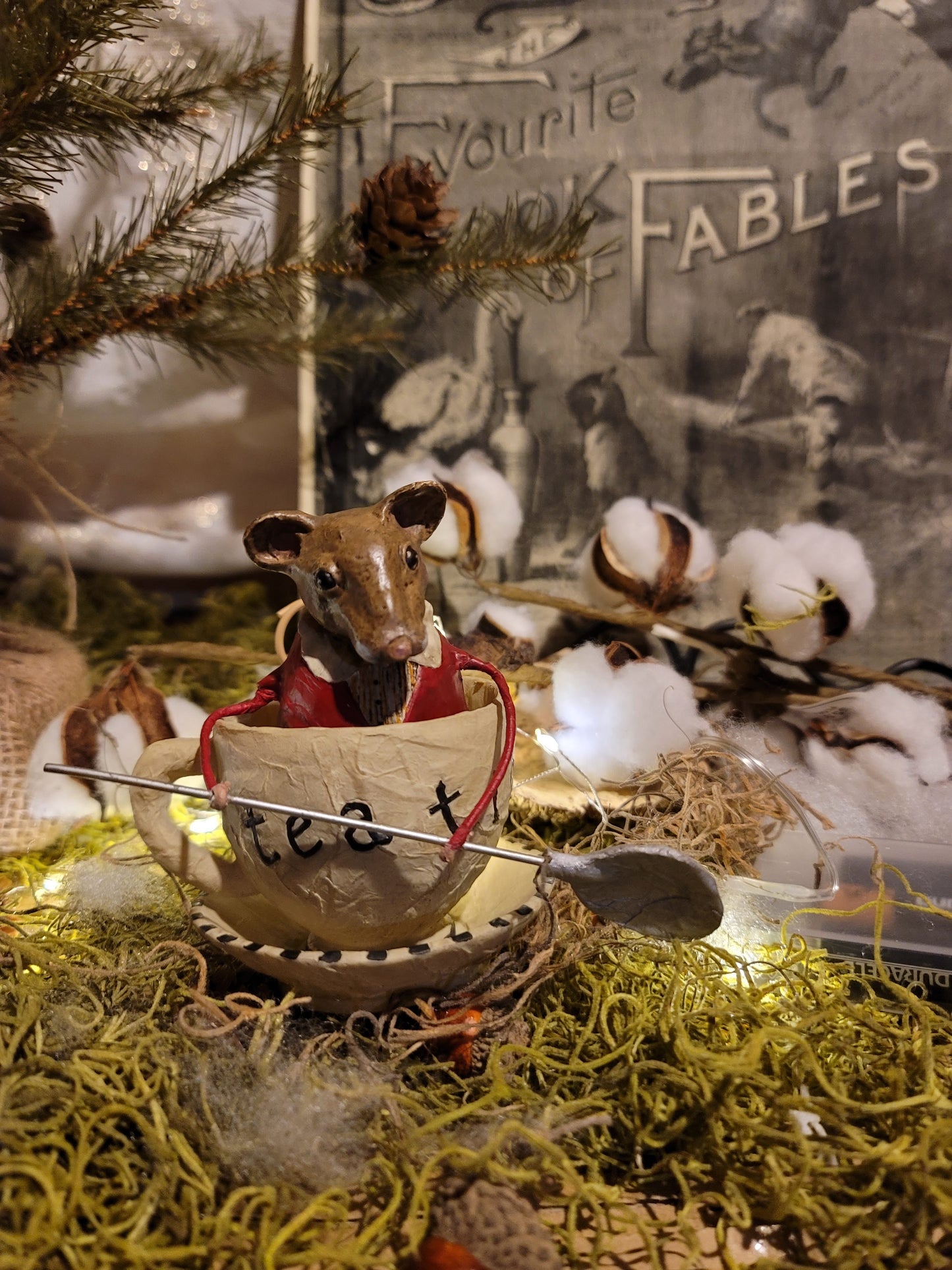 Whimsy Gullivers Travels Tea Time Mouse in Tea Cup with Spoon Figurine