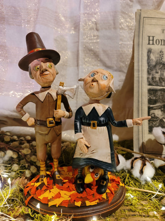 Whimsy Colonial Folk Art Pilgrams with Turkey Thanksgiving Figurine