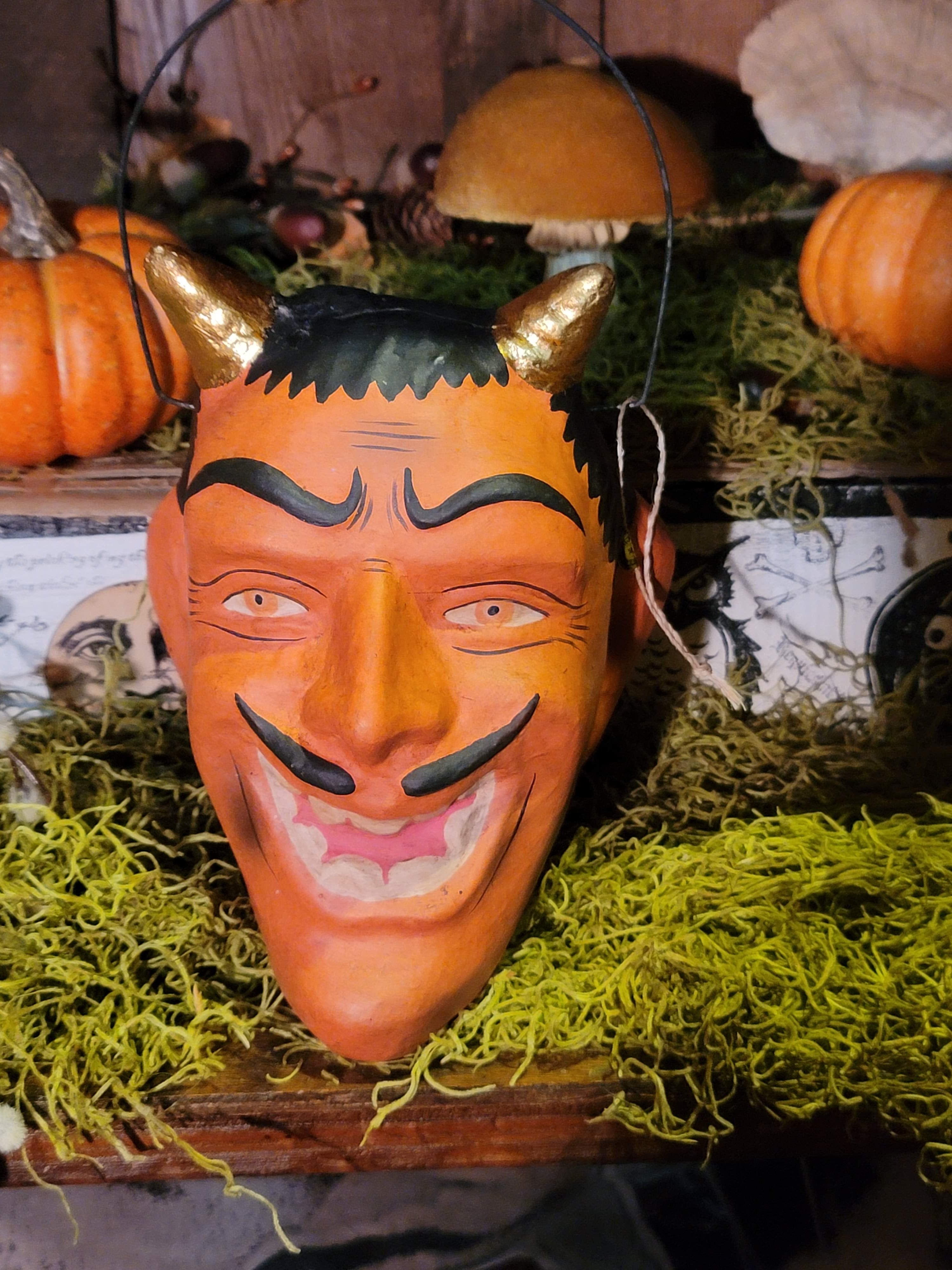 Vintage Halloweeen Style Tharnwyck Devil Head Golden Horns Paper