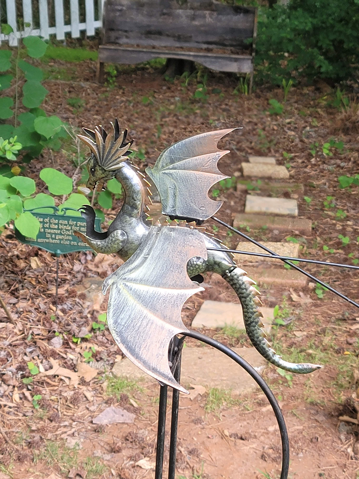 Kai Flying Dragon Garden Stake, Articulated Wind Driven Metal Rocking Decoration