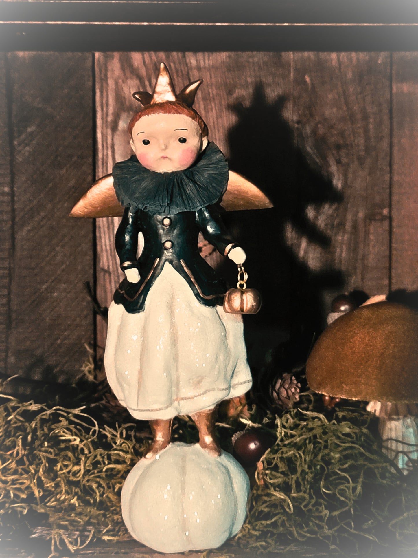 Dee Harvey Foust Halloween Princess Pumpkin Figurine