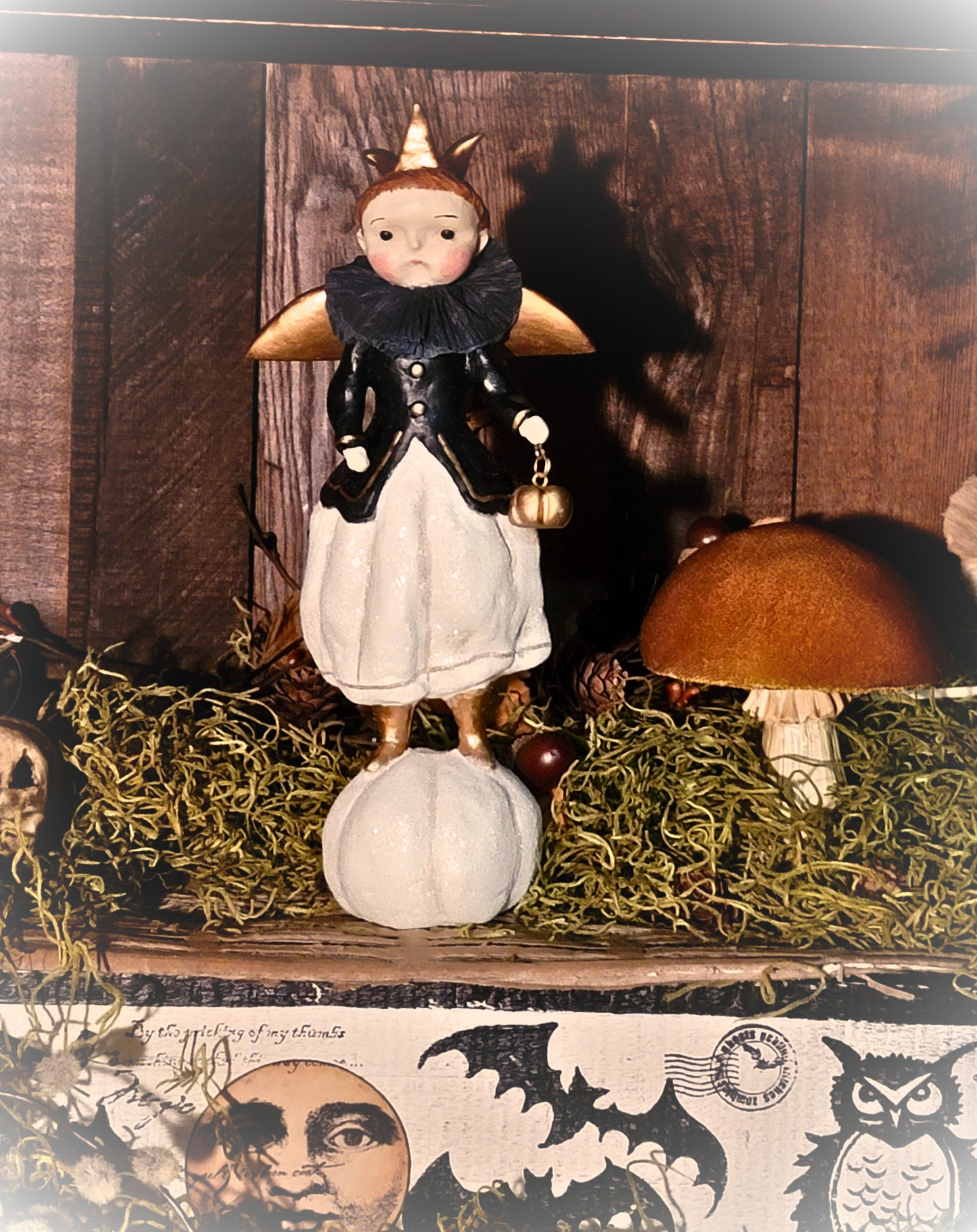Dee Harvey Foust Halloween Princess Pumpkin Figurine