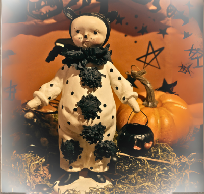 Vintage Victorian Style Halloween Dee Harvey Foust Black Cat Trick or Treater Figurine
