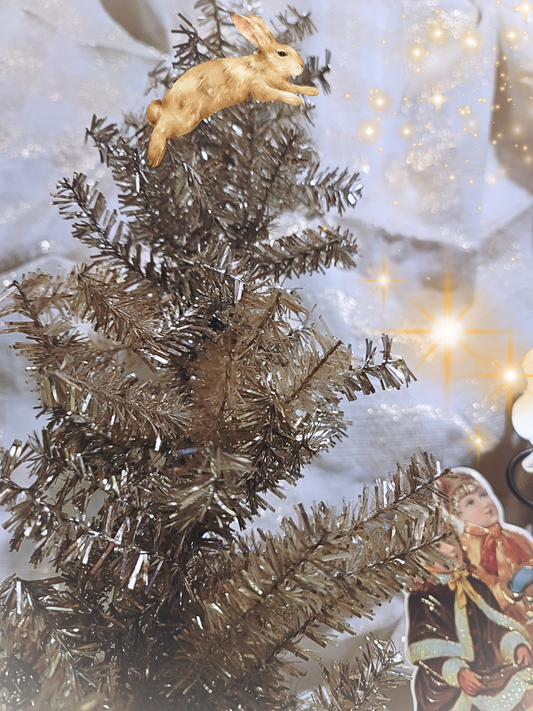 Vintage Christmas Style Antique Silver Tinsel Woodland Realm Feather Tree