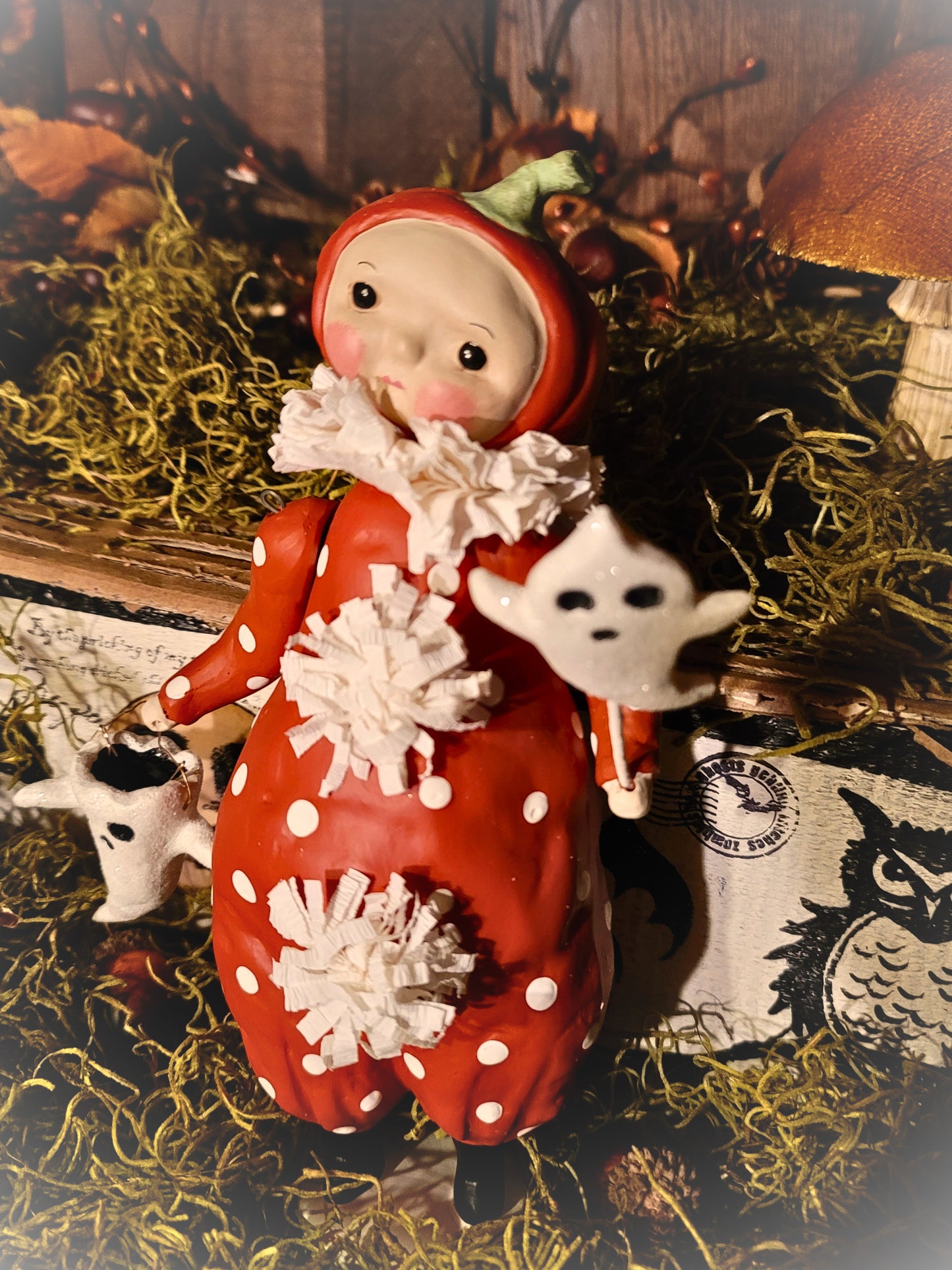 Halloween Henrietta Hobgoblin Dee Harvey Foust Trick or Treater Figurine with Skull Bucket