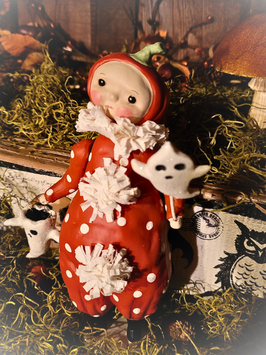 Halloween Henrietta Hobgoblin Dee Harvey Foust Trick or Treater Figurine with Skull Bucket